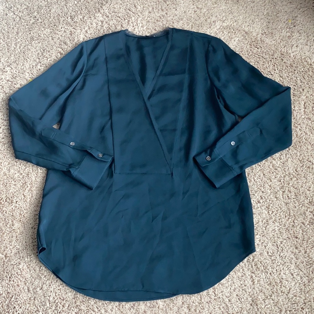 Theory silk teal Long sleeve v-neck blouse top shirt medium M